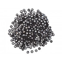 Plastpärlor, Bokstavspärlor A-Z (ej ÅÄÖ), runda, Ø7,5mm, svart/vit, 500 pärlor/fp