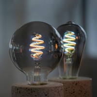 Smart lampa, WiFi, Hombli Smart Bulb Smokey ST64, E27, LED, CCT, 5,5W, Dimbar, Retro Filament, med retrofilament