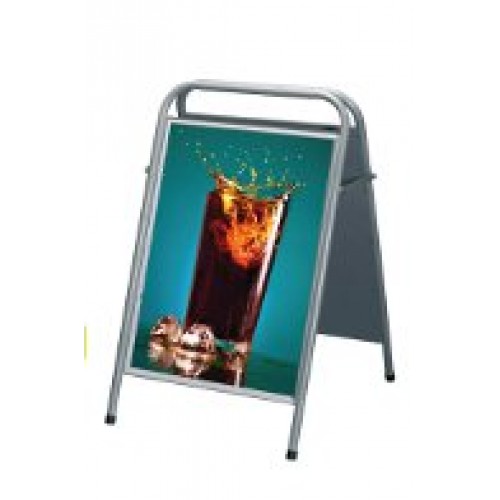 Gatuställ / Gatupratare / Trottoarpratare SIGN 50x70 cm Silver