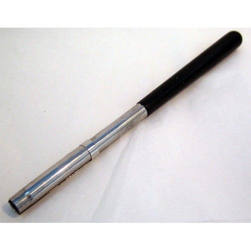 Kolhållare (till ritkol), 16,5cm, Ø 8mm Kolhållare (till ritkol), 16,5cm, Ø 8mm